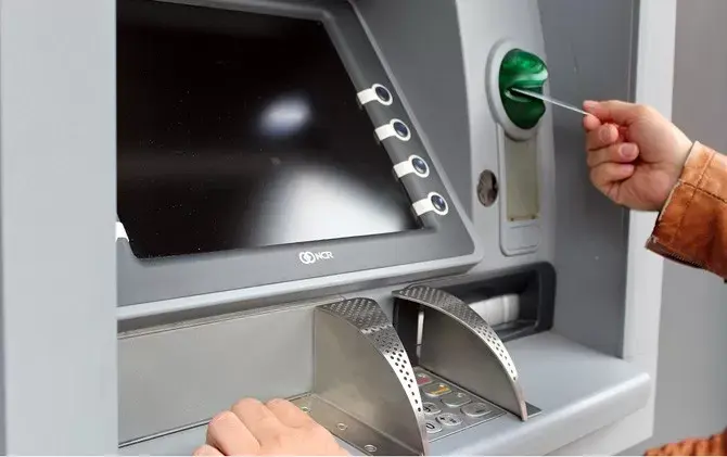 ATM Bank Sultra Lemot, Wakil Wali Kota Baubau Kecewa