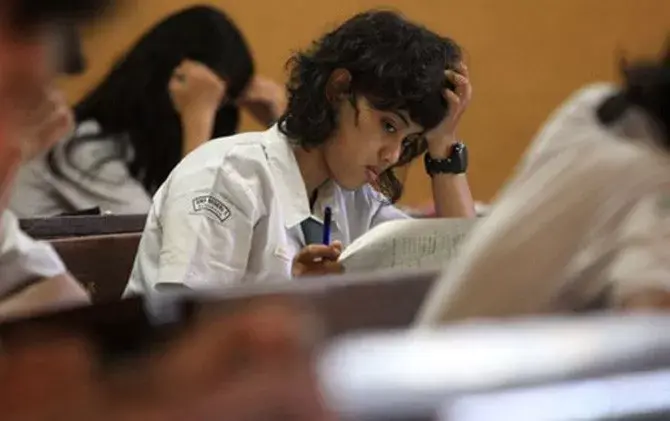 Hadapi Ujian, SMPN 3 Baubau Tambah Belajar