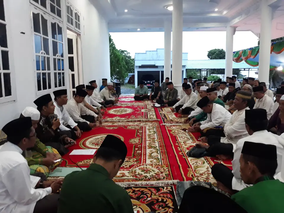 Pemkab Buton Isi Malam Tahun Baru Masehi dengan Tausiah