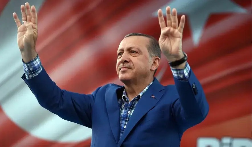Temui Putin, Erdogan Ancam Buka Front Baru di Suriah