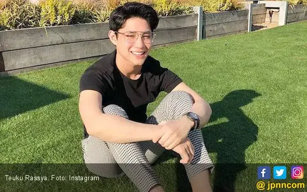Foto Berduaan, Teuku Rasya Buat Fansnya Penasaran