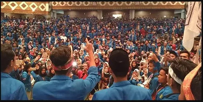 Aksi Mahasiswa UIR Turunkan Jokowi, Tampar Jutaan Mahasiswa Indonesia