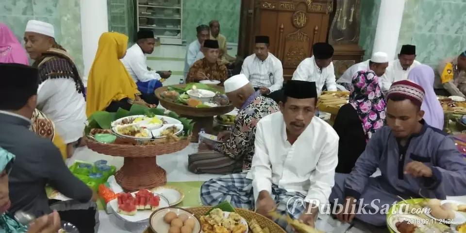 Tradisi Warga Bombonawulu Sambut Tahun Baru Islam