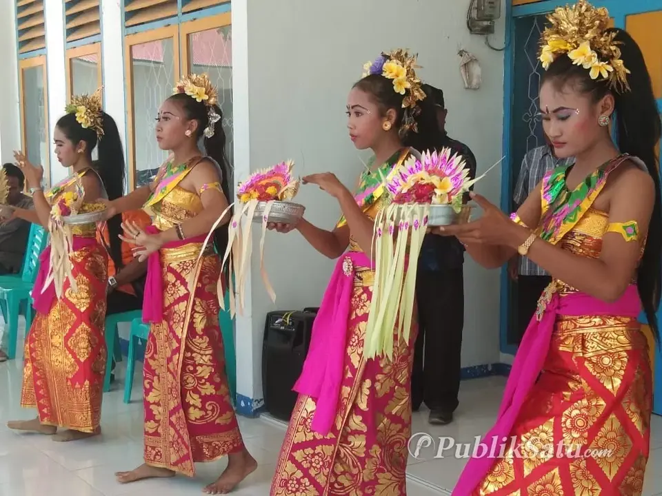 Tinjau TKSK Lasel, Tim Penilai Kemensos Disuguhkan Tari Sekar Jagat