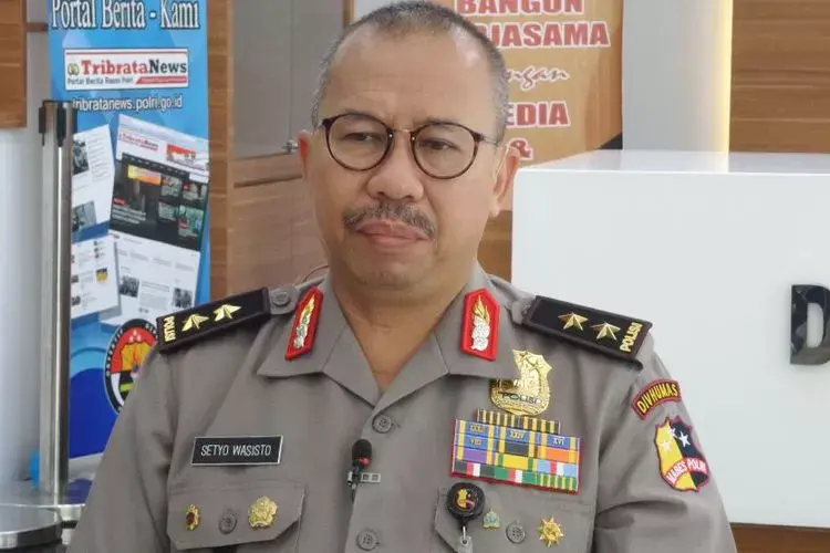 Penasaran Siapa Pria Bertopeng Tolak Deklarasi 2019 Ganti Presiden?