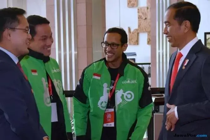 Jokowi Antar Go-Jek Sikat Pasar Vietnam