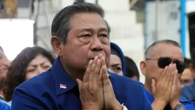 Demi Prabowo - Sandi, SBY Siap Keliling Indonesia Naik Bus