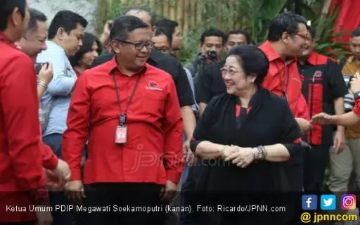 Megawati Tertawa Dengar Usul Debat Pakai Bahasa Inggris