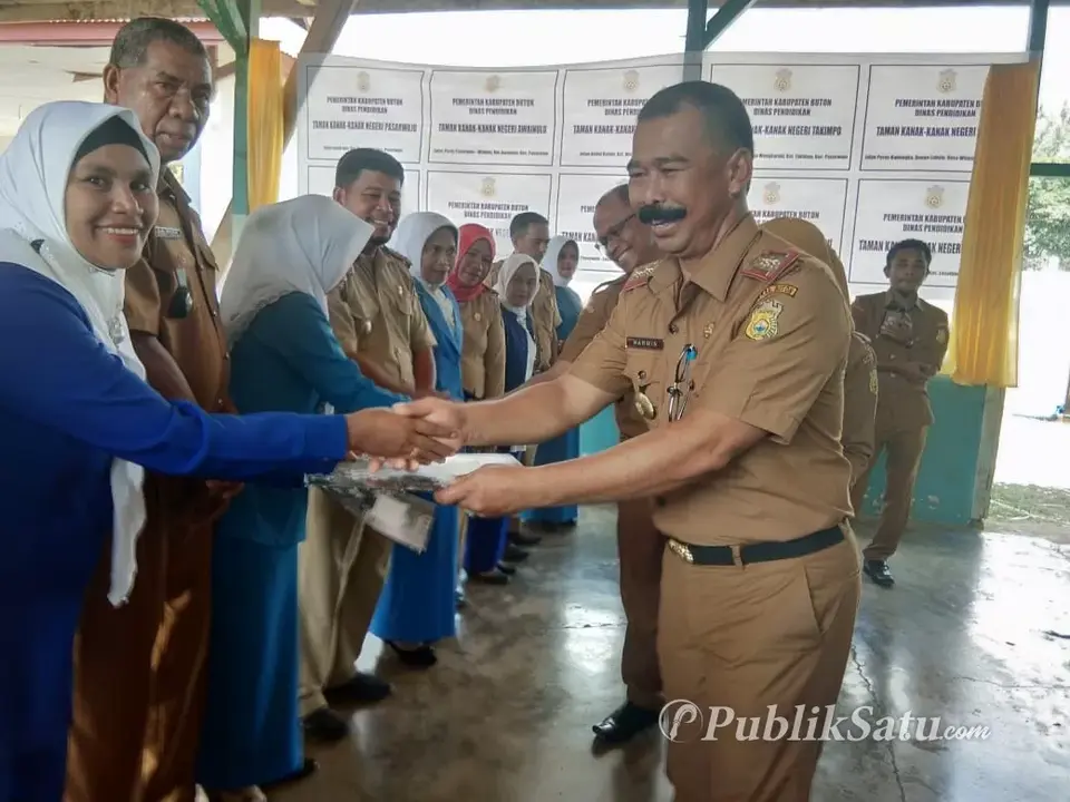 Sepuluh TK di Buton Naik Status dari Swasta ke Negeri
