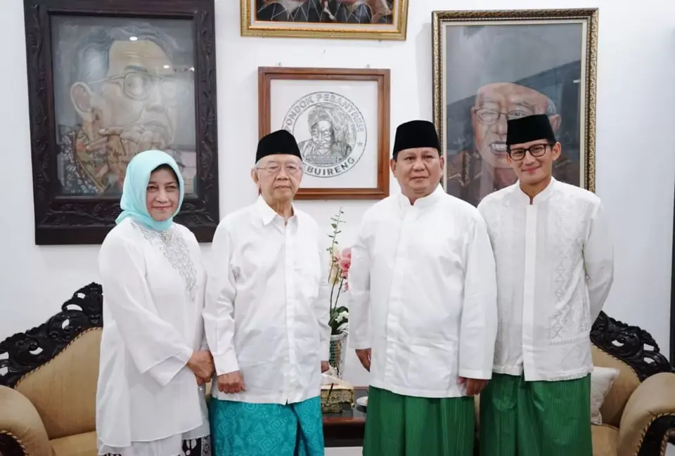 Hari Santri, Prabowo-Sandi Ziarah ke Makam Hasyim Asy'ari