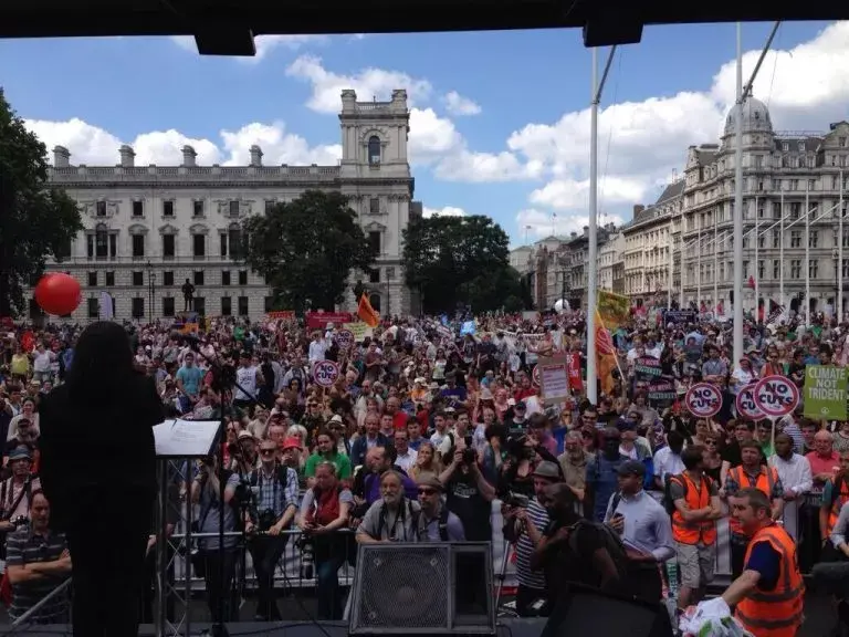 Brexit, Ratusan Ribu Rakyat Inggris Penuhi Kota London
