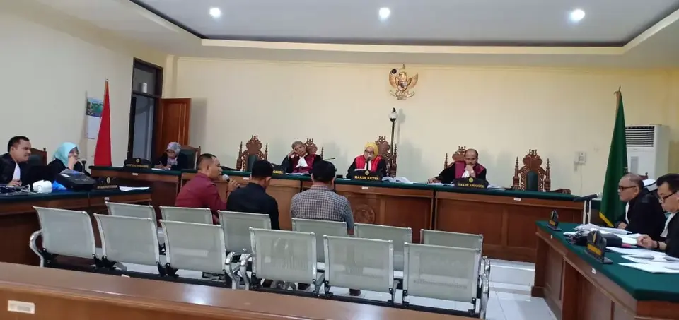 Sidang OTT Bupati Busel di Pengadilan Tipikor Kendari Berlangsung Alot