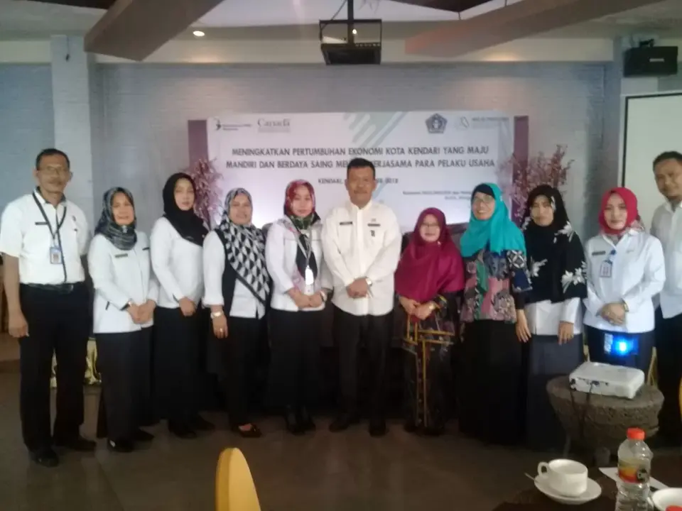 DPMPTSP Kendari Beri Pemahaman Para Pelaku Usaha