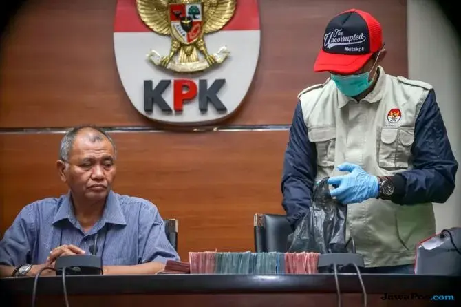 OTT Bupati Pakpak Bharat, Ketua DPC Demokrat Itu Terima Rp550 Juta