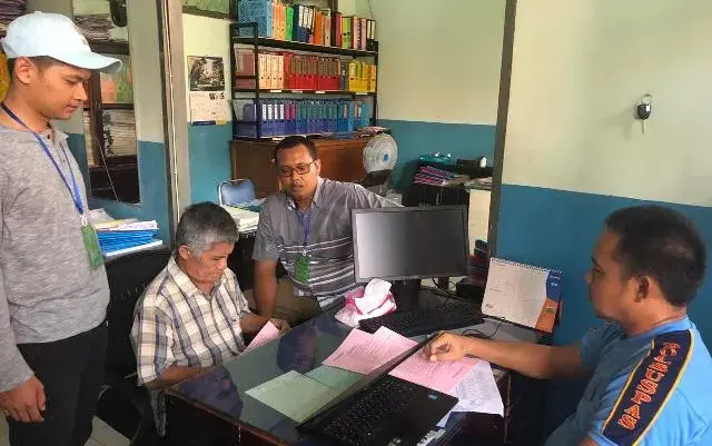 Kades Pomontoro Bombana Ditahan Gegara Menggelapkan Dana Desa