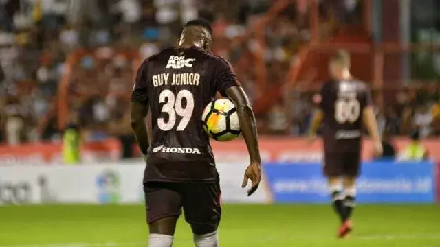 Persija Tempel PSM Makassar di Puncak Klasemen