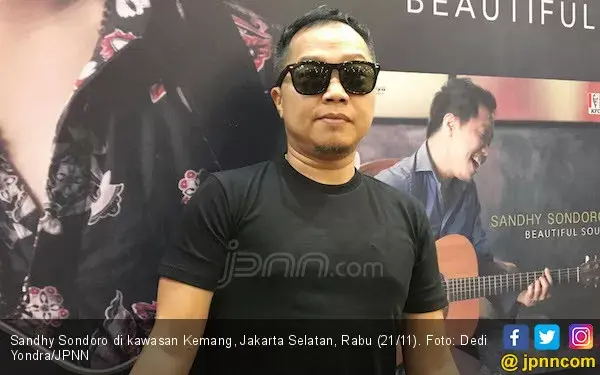 Sandhy Sondoro: Mau Kritik Tidak Apa-apa yang Penting Enggak Pakai Fitnah