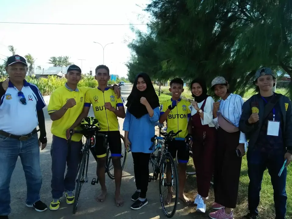 Buton Raih Satu Perak, Satu Perunggu di Balap Sepeda