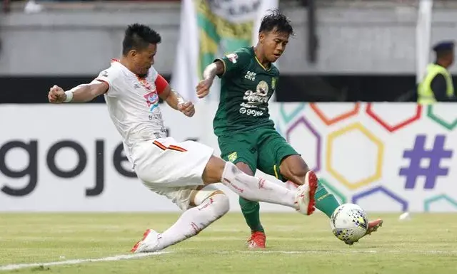 Meski Gugup Karena Lawan Persija, Supriadi Tampil Menjanjikan
