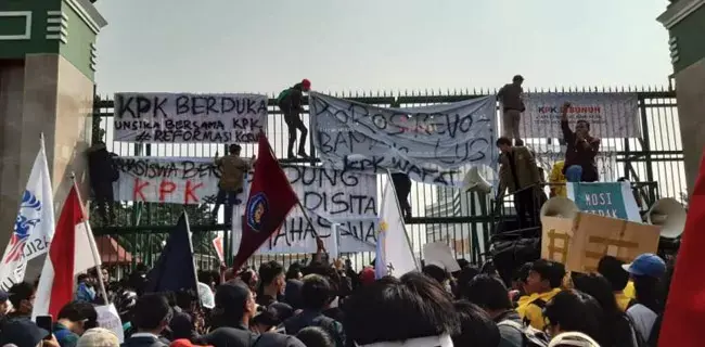Mahasiswa Akan Kembali Geruduk DPR, 5.500 Personel Gabungan Diagakan