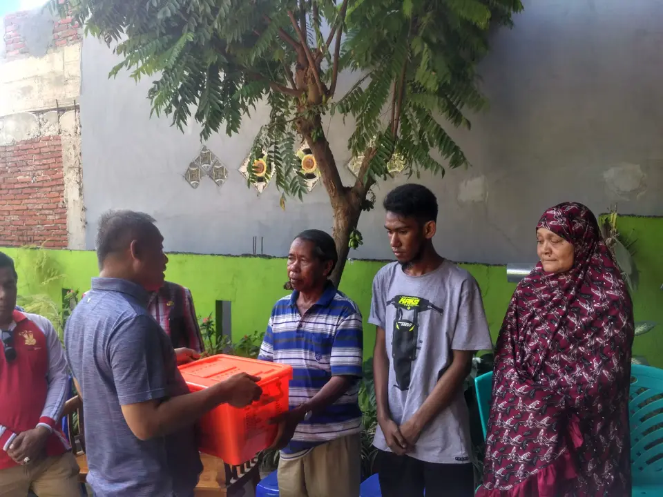 Pemkot Baubau Beri Bantuan ke Korban Kebakaran