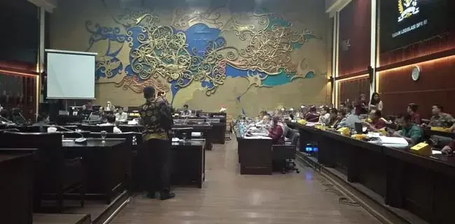 DPR dan Pemerintah Sepakat Hapus Pasal Perzinahan