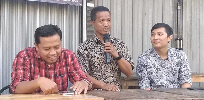 Kinerja DPR Disorot, Formappi: Seperti Sedang Lomba Balapan Liar, Ugal-Ugalan
