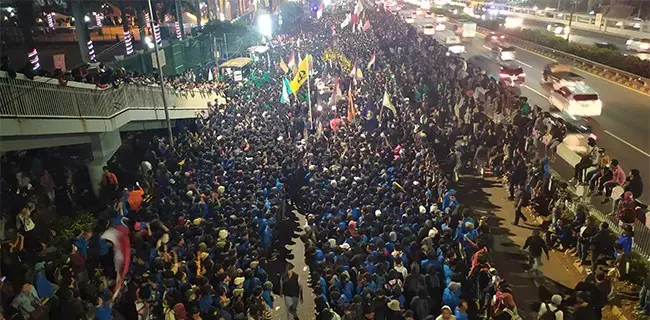 90 Orang Dilaporkan Belum Pulang Usai Demo di DPR
