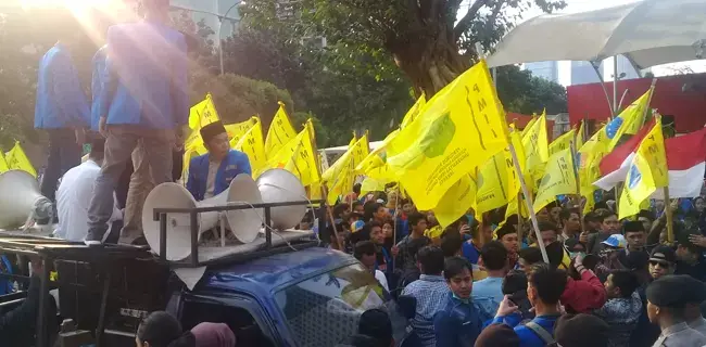Massa PMII Mulai Padati Kantor KPK