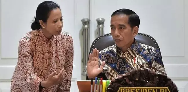 Rombak Direksi di BUMN, Menteri Rini Mulai Membangkang?