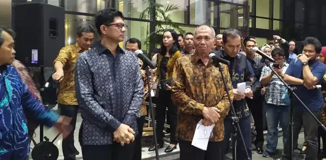 Lima Komisioner KPK Dipastikan Tidak Mundur