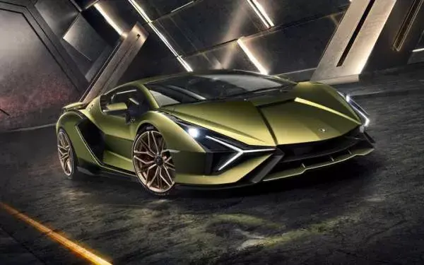 Supercar Hybrid Pertama Lamborghini Tanpa Baterai pada Umumnya