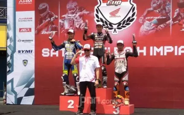 Tommy Salim Kuasai Kelas Supermoto Seri ke-2 HDC Malang