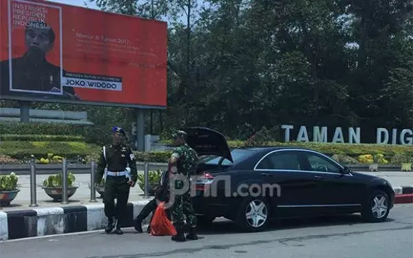 Mobil Jokowi Mogok saat Kunker di Pontianak