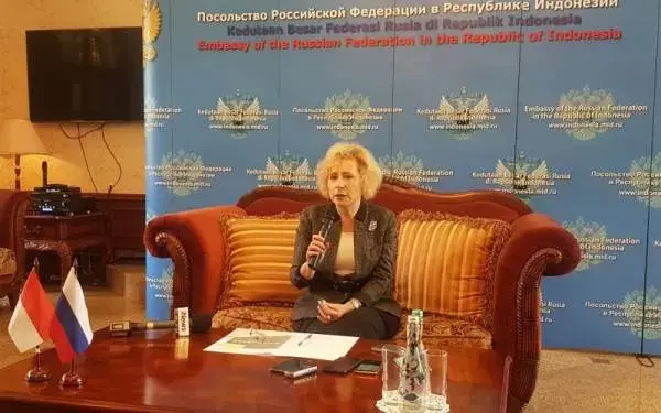 Rusia Tidak Tertarik Kembali ke G7