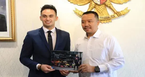 Menpora Senang Pembalap Luis Leeds Akan Memilih WNI jika Tampil di Formula 1