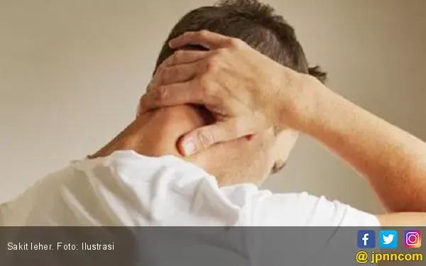Sering Sakit Leher Pertanda Gejala Kolesterol Tinggi?