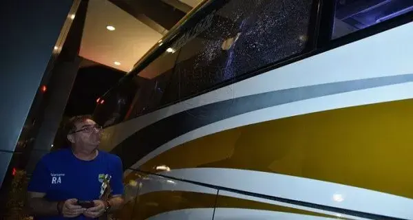 Febri Hariyadi Jadi Korban Pelemparan Bus Persib