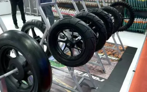 Sesuaikan 4 Hal Ini Sebelum Mengganti Ukuran Ban Motor