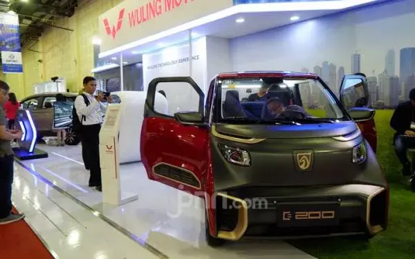 Uang Muka Ringan untuk Green Financing, Termasuk Kredit Mobil Listrik?