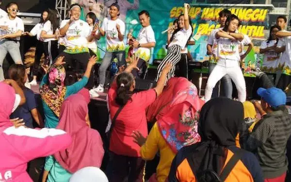 Car Free Day Sidoarjo Heboh dengan Flashmob Road to Haornas 2019