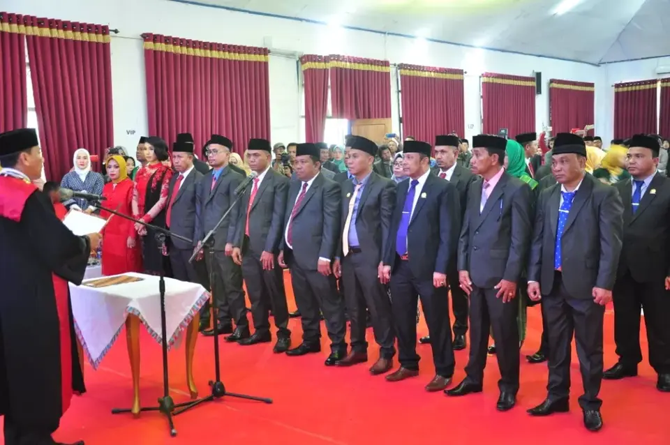 Fraksi PDIP Bangun Koalisi Besar, Empat Fraksi Terbentuk