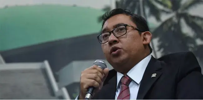 Omnibus Law Inisiatif Dari Pemerintah, DPR Hanya Terima Barang Hampir Jadi