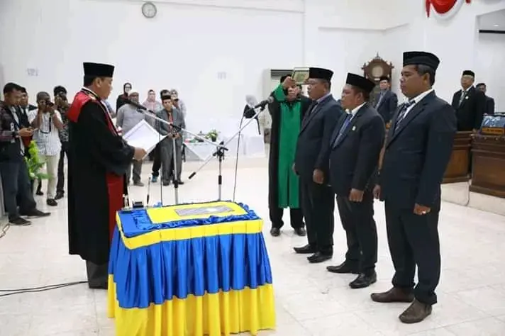 Dilantik, Hariasi Resmi Jabat Ketua DPRD Buton