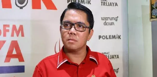 Giliran Dosen UI Desak DPR Copot Arteria Dahlan