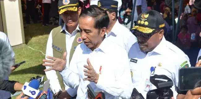 Jokowi Minta Camat Pelototi Anggaran Bantuan Gempa Ambon