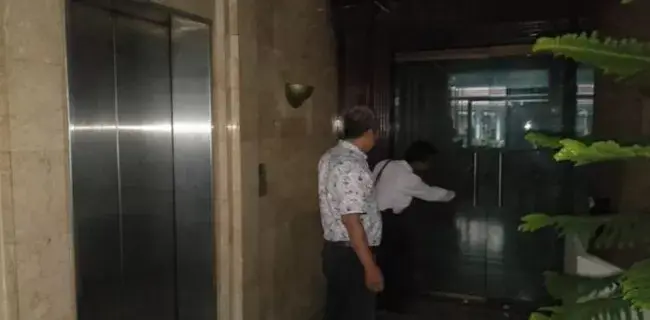Kena OTT, Ruangan Wali Kota Medan dan Kadis PU Disegel KPK