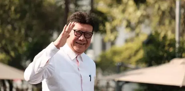 Tjahjo Ngaku Kembali Diizinkan Mega Bantu Jokowi