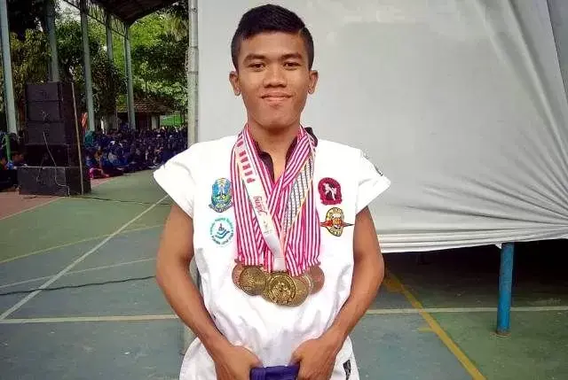 Agung Tri Wahyuni: Awalnya Pencak Dor kini Tarung Drajat