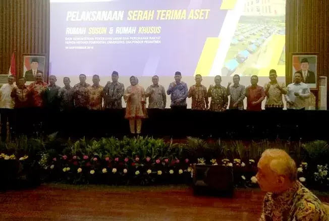 Rumah Nelayan Diserahterimakan, Penempatan Tunggu Revitalisasi